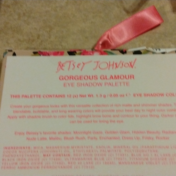 Betsey Johnson Eyeshadow kit - Picture 6 of 9